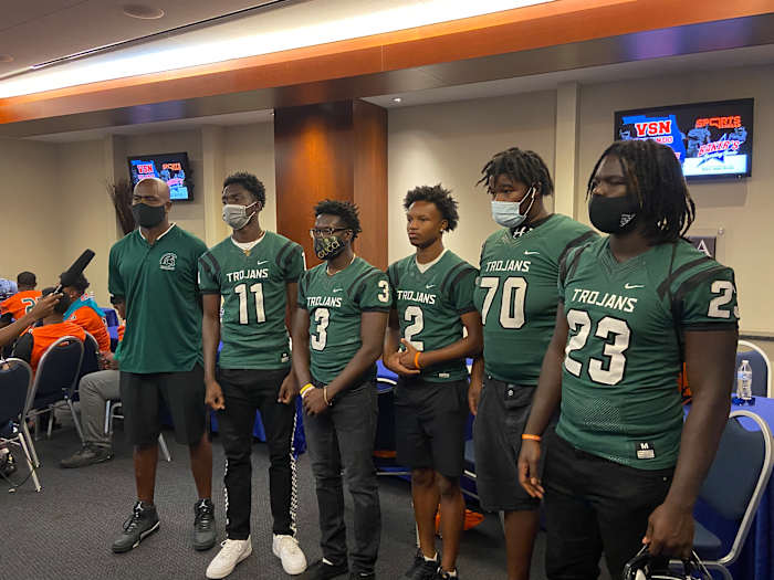 DE6E4579-F086-403B-AE72-4A41B64BCFF4